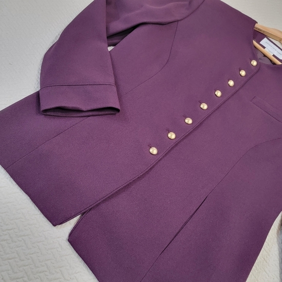 Jones New York Suit Jacket Plum Color Blazer Gold Buttons Size 12 - Picture 5 of 16